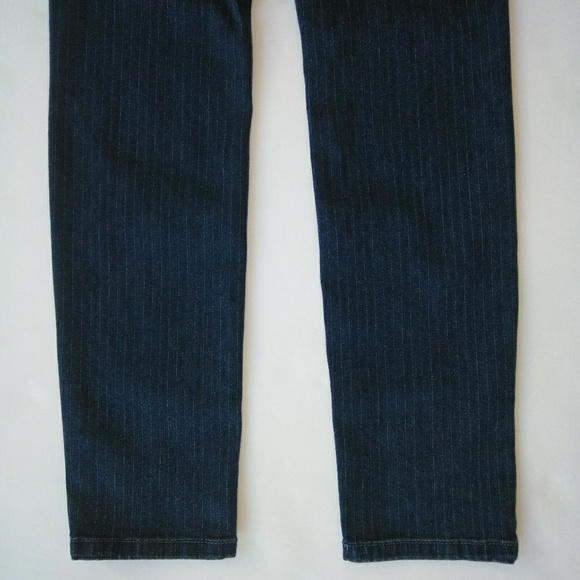NWT New Directions Weekend Slim Leg Jeans size 10 - Picture 3 of 8